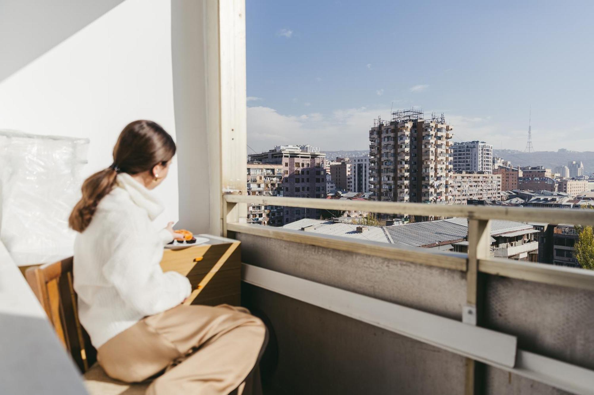 Saryan Retreat Balcony Bliss Self-Checkin Keygo 36 Apartment Yerevan Luaran gambar
